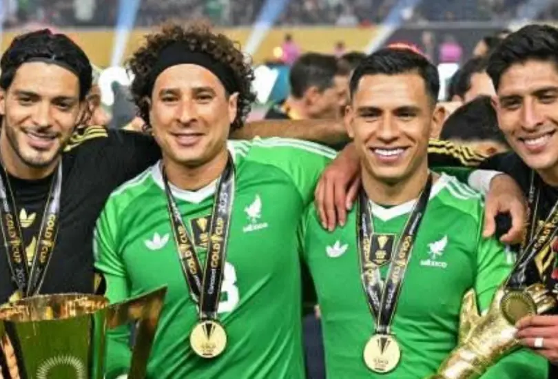 Guillermo Ochoa advirtió a Luis Ángel Malagón Guillermo Ochoa advirtió a Luis Ángel Malagón