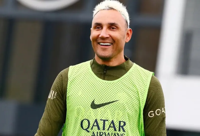 Keylor Navas suena para llegar a Pumas