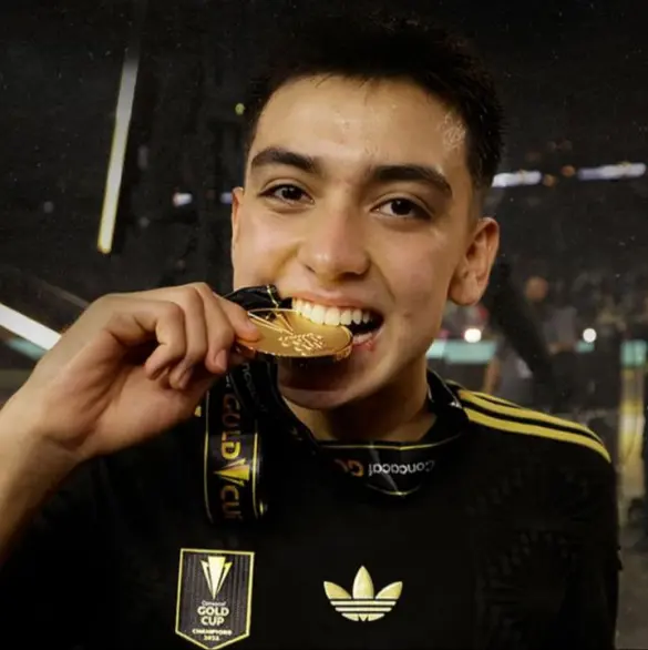 El motivo por el que Gilberto Mora no puede jugar en Europa