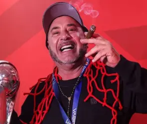 Turco Mohamed cambia de look por culpa del Toluca