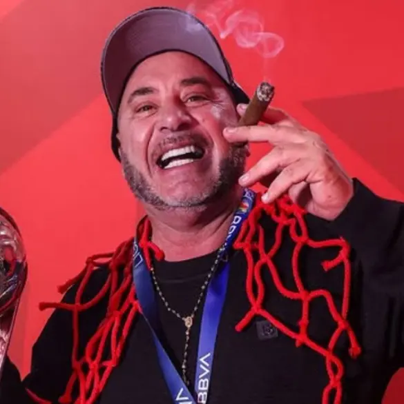 Turco Mohamed cambia de look por culpa del Toluca