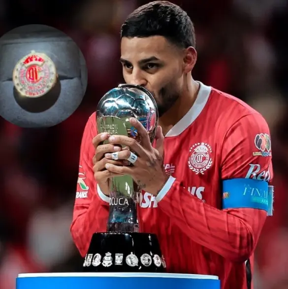 ¿Cuánto costó el anillo que Alexis Vega regaló a sus compañeros del Toluca?