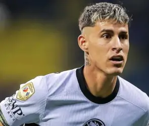 Chicote Calderón muestra que extraña al América