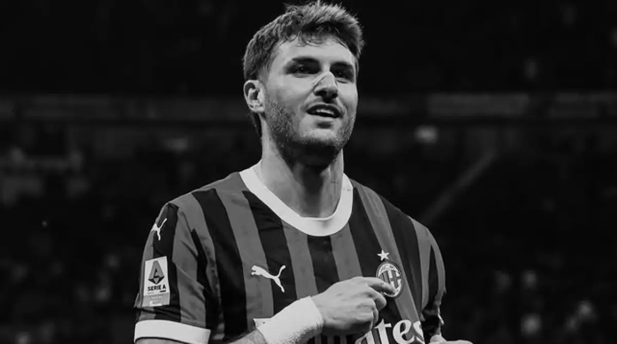  Santiago Giménez y el Milan tendrían un partido histórico la siguiente temporada 