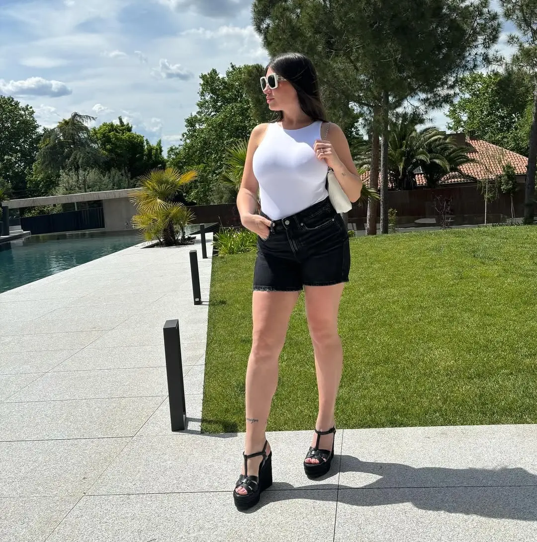 Su belleza será vista por las calles e Monterrey Su belleza será vista por las calles e Monterrey