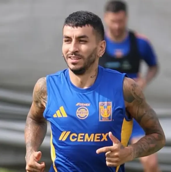 Histórico de Tigres se burla del fichaje de Ángel Correa