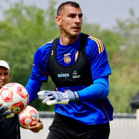 Tigres elige al sustituto de Nahuel Guzmán