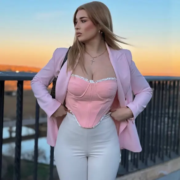 FOTOS: Claudia Calvo, la modelo que exhibió a Lamine Yamal
