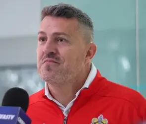 Óscar García exhibe a Chivas tras su paso por la Liga MX