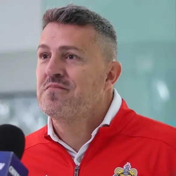 Óscar García exhibe a Chivas tras su paso por la Liga MX