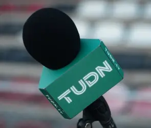Figura de TUDN anuncia su salida tras más de dos décadas