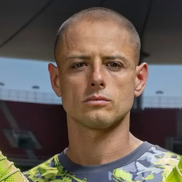 Chicharito saldrá de Chivas tras sus polémicos comentarios