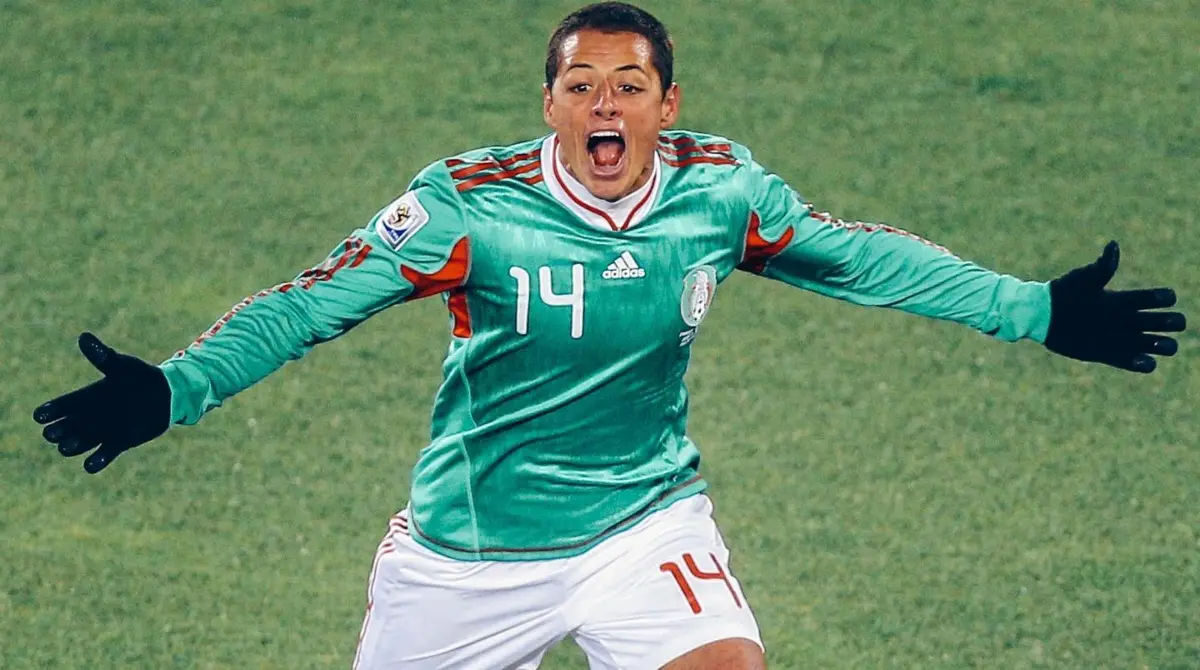 Y su camino comenzó como un joven de 22 años, con un gol histórico ante Francia y con un look distintivo.