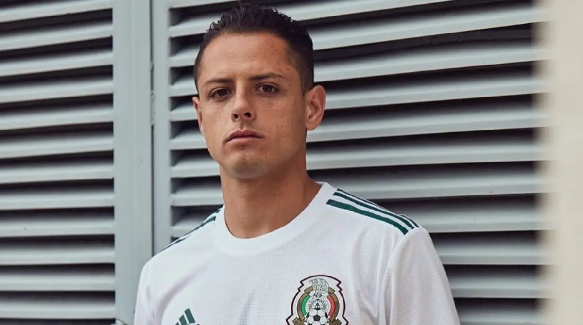 La afición todavía recuerda al delantero mexicano que brilló en distintos equipos europeos.