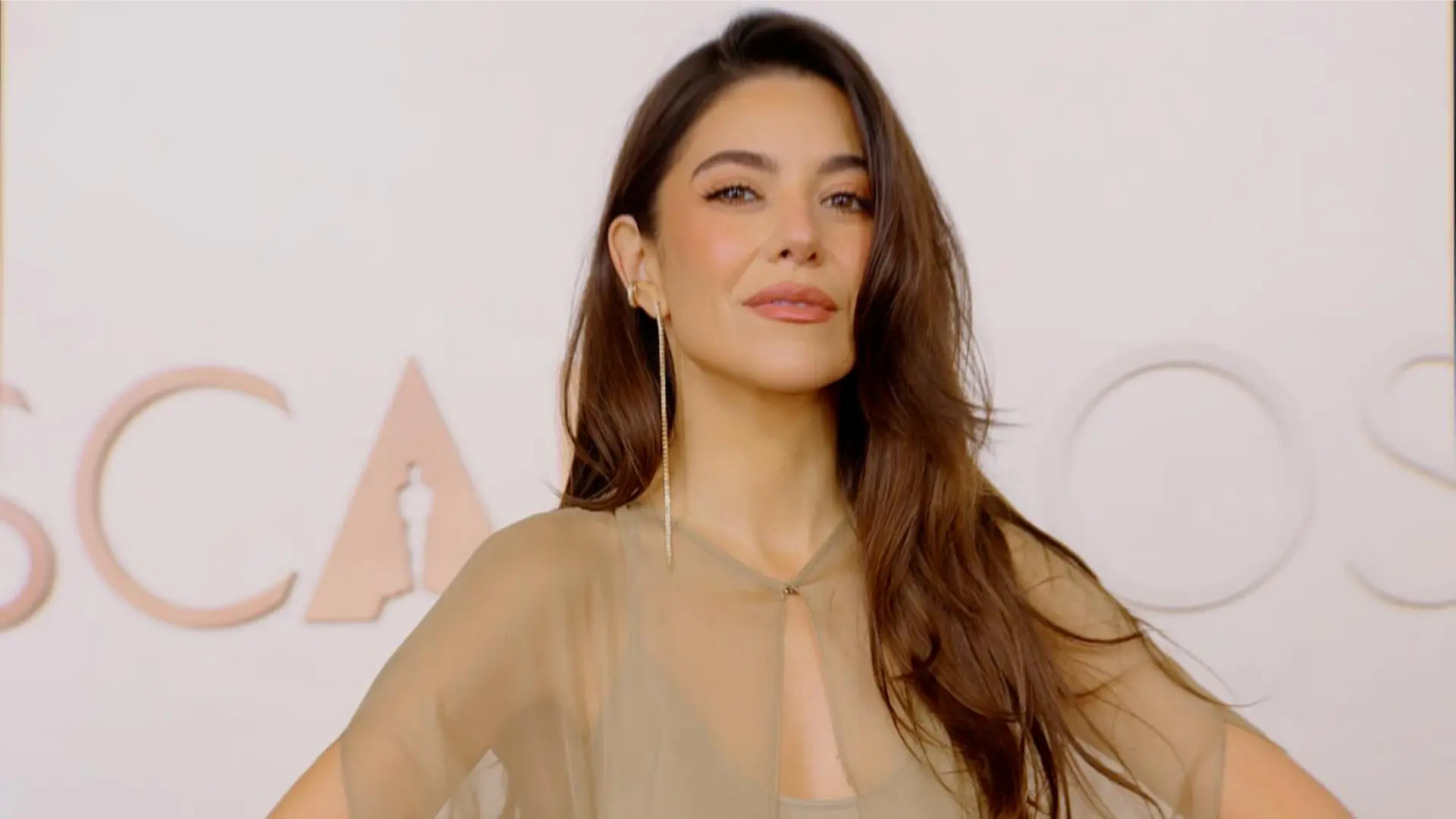 La conductora confesó que sus metas no empataban y menos teniendo una relación a distancia, por lo que decidieron ponerle fin a su historia de amor.