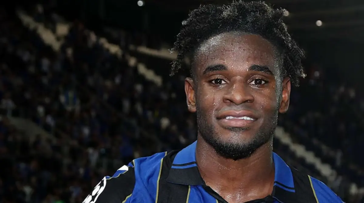 Antes de que sonara el nombre de Luka Jovic, en 2024 Duvan Zapata fue considerado para reforzar al equipo aunque no se cerró nada