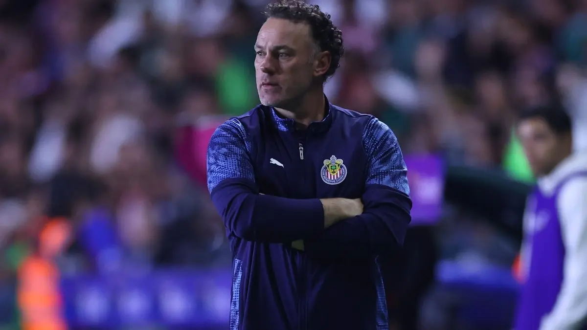  Gabriel Milito corrigió a un reportero en plena conferencia de prensa 