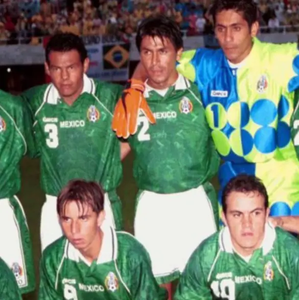 Así lucen los jugadores de México que ganaron la Confederaciones 1999