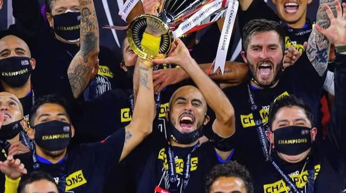 Guido Pizarro sigue con Tigres pero ahora como director técnico.