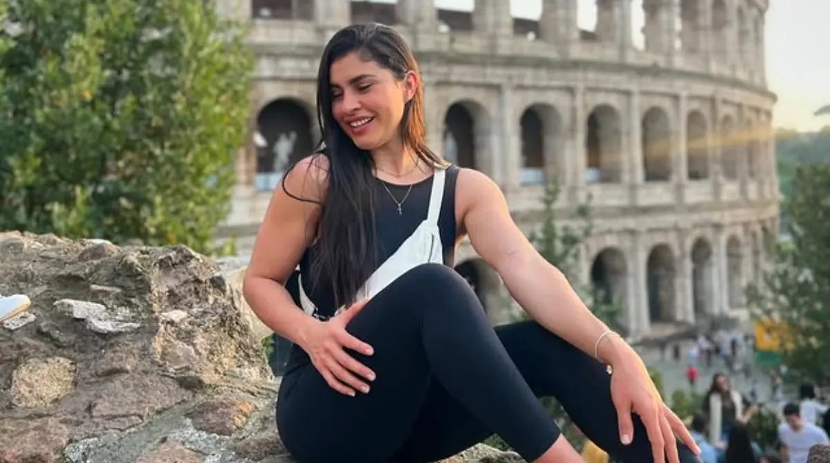 Alejada del futbol pero apegada al deporte, fomentando el ejercicio como parte de su día a día. Alejada del futbol pero apegada al deporte, fomentando el ejercicio como parte de su día a día.