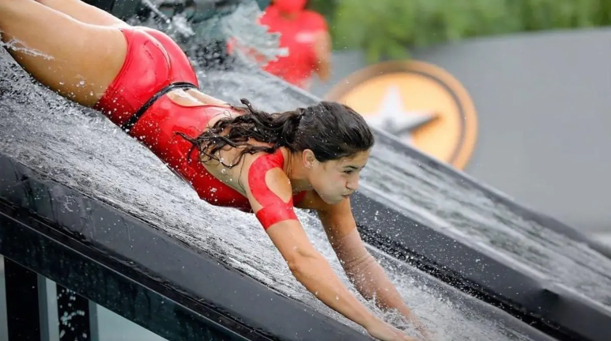La mexicana resultó vencedora y regresó al futbol profesional. La mexicana resultó vencedora y regresó al futbol profesional.