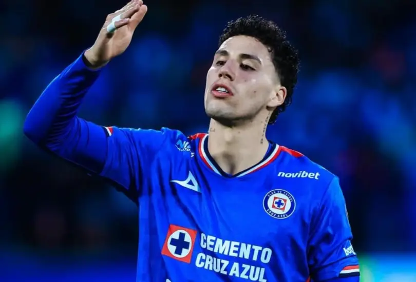 Cruz Azul rechazó la primera oferta por Jorge Sánchez