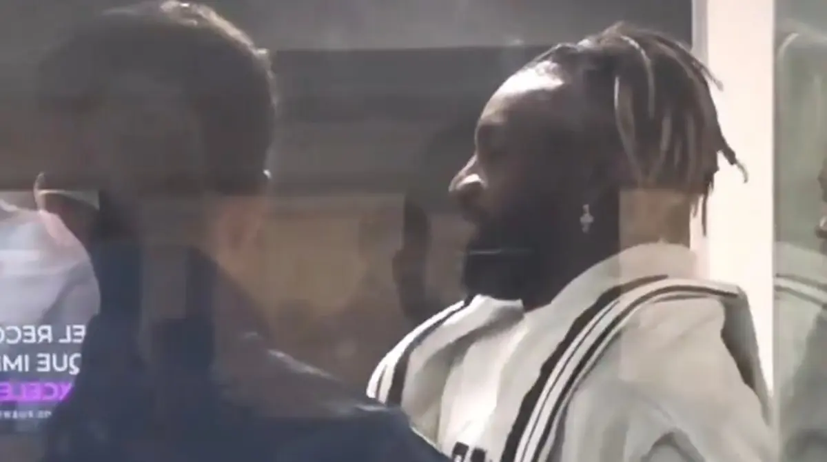 El futbolista franc&eacute;s lleg&oacute; en compa&ntilde;&iacute;a de su esposa e hijas.