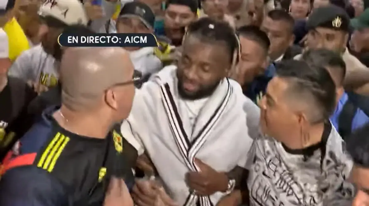 El camino de Saint-Maximin fue para llegar a una camioneta que lo esperaba.