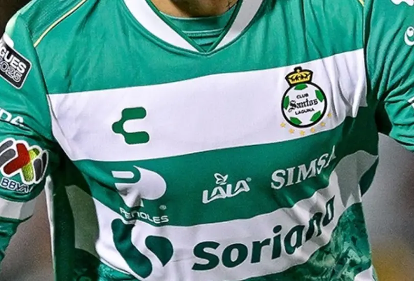 Un futbolista de Santos fue echado por sabotear al equipo