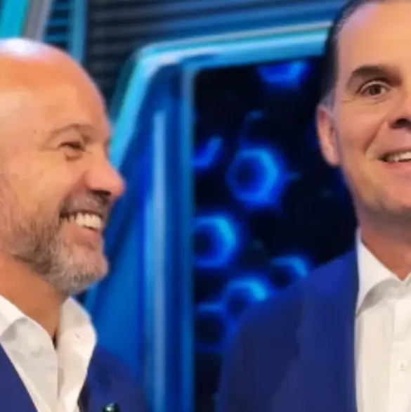 Martinoli y Luis García llegarían a nueva televisora