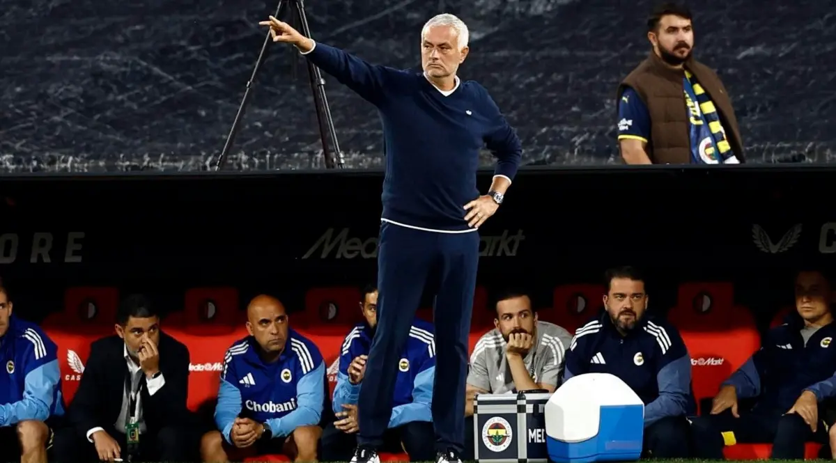  José Mourinho pidió a un mexicano para el Fenerbahçe 