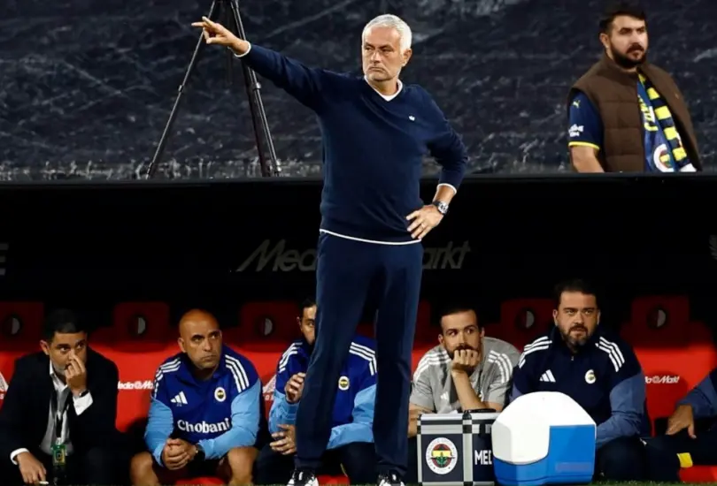 José Mourinho pidió a un mexicano para el Fenerbahçe