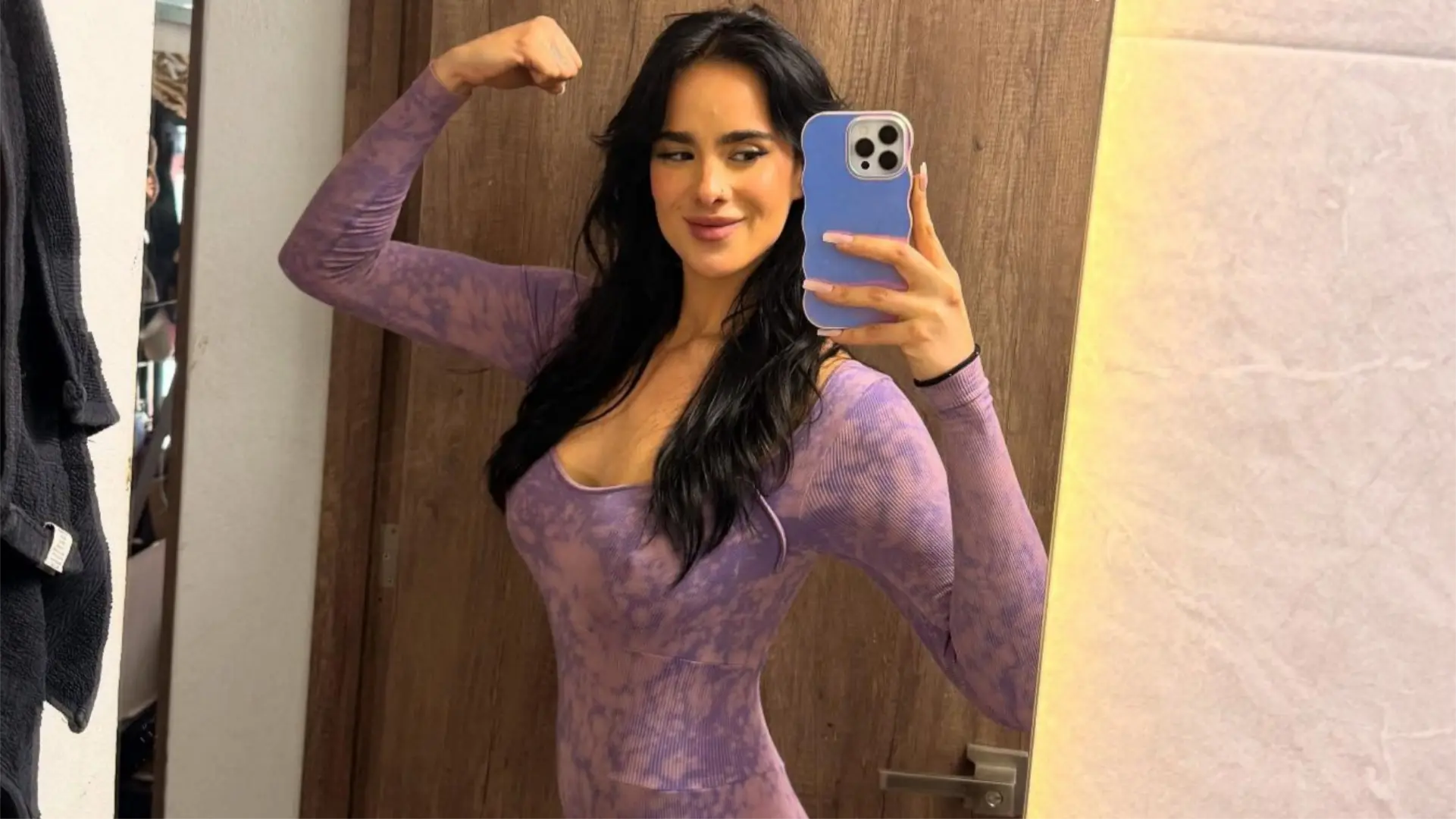 Gala no dudó en burlarse de la situación del peso durante la ceremonia de pesaje.