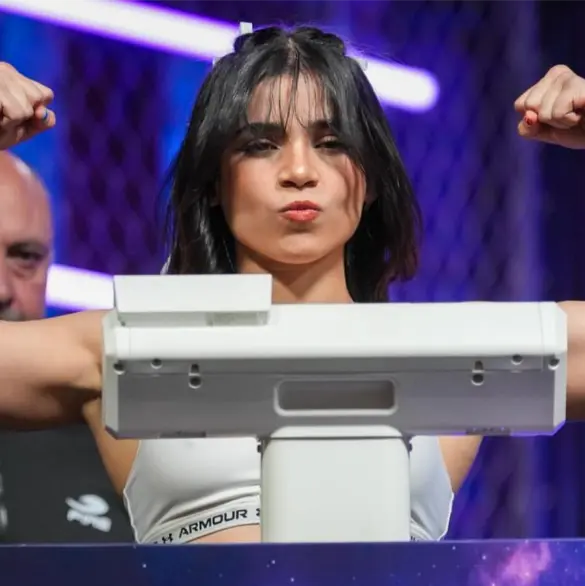 FOTOS: El increíble cambio físico de Alana Flores en el box