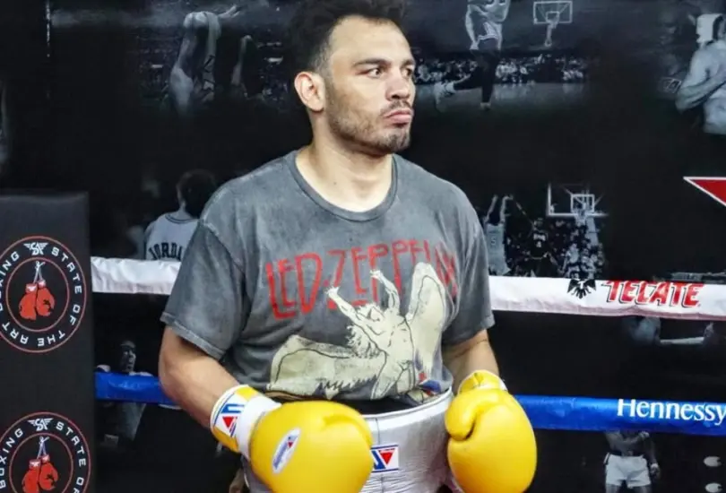 Julio César Chávez Jr. ya está en México