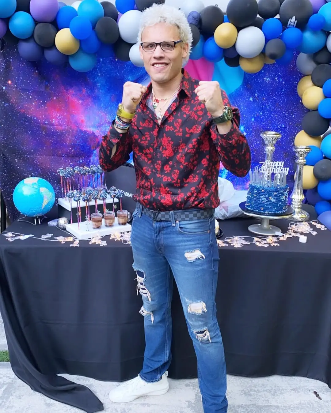 Comenzaron los problemas  Comenzaron los problemas