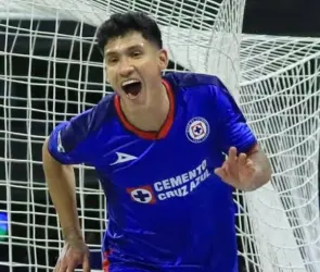Uriel Antuna prepara su regreso a Cruz Azul