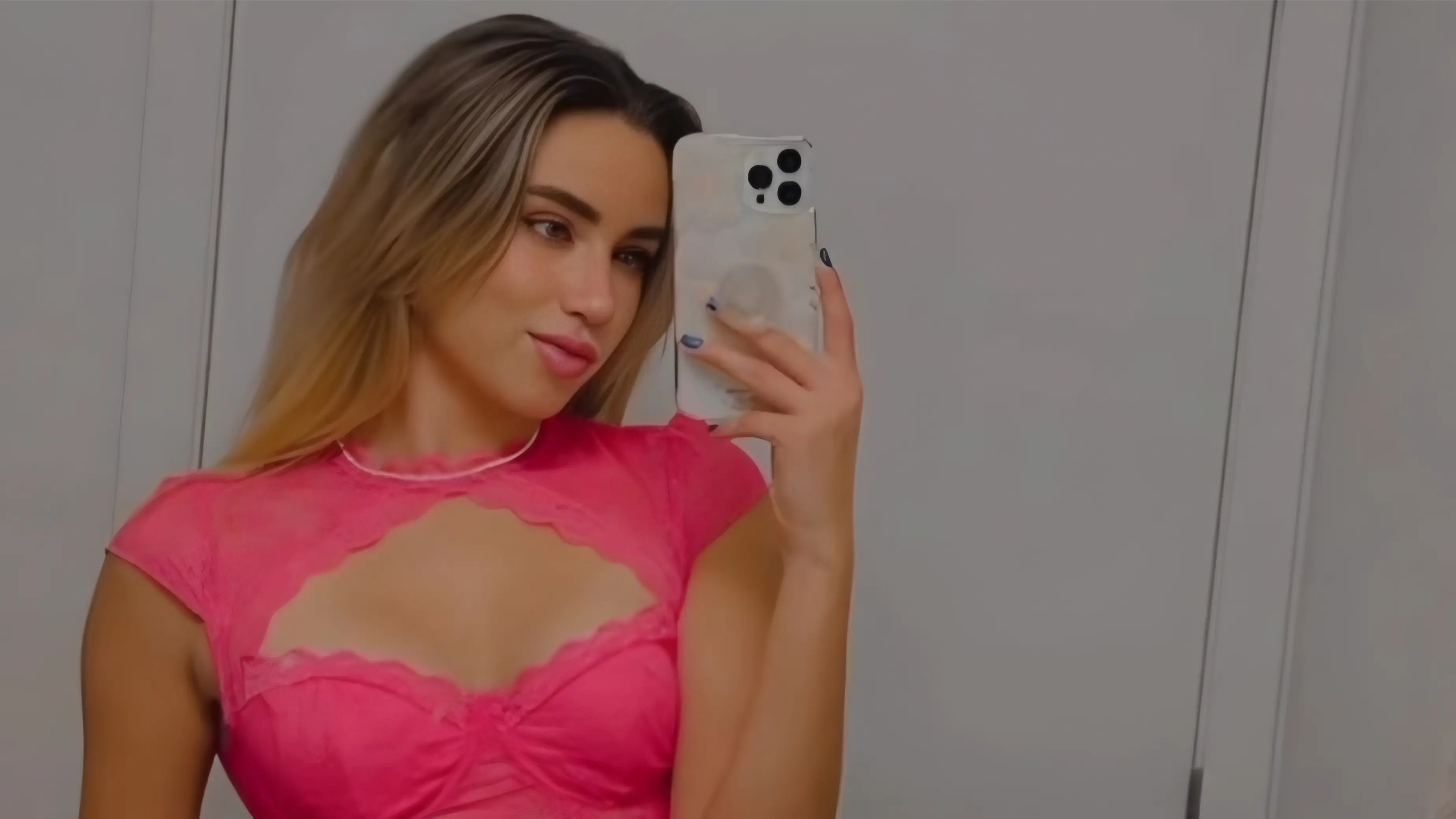 Su cuenta de Instagram acumula más de 115 mil seguidores mientras que en TikTok está cerca de los 300 mil followers.