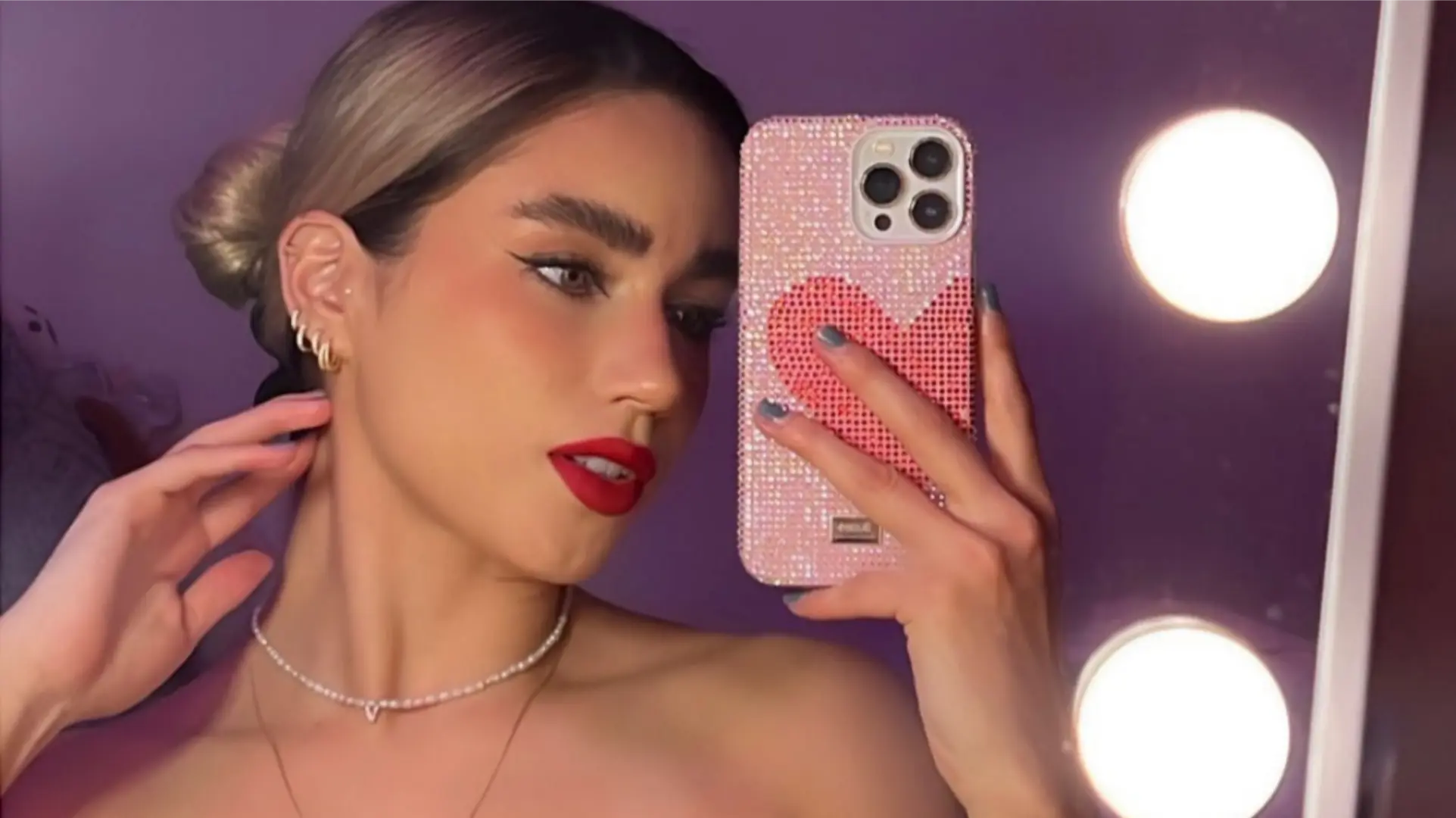 También practicó natación, futbol y squash.