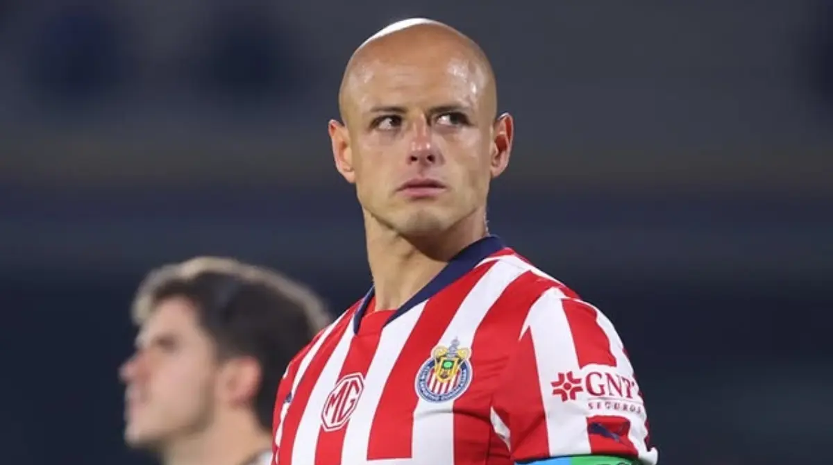  Chicharito Hernández es respaldado por uno de sus excompañeros 
