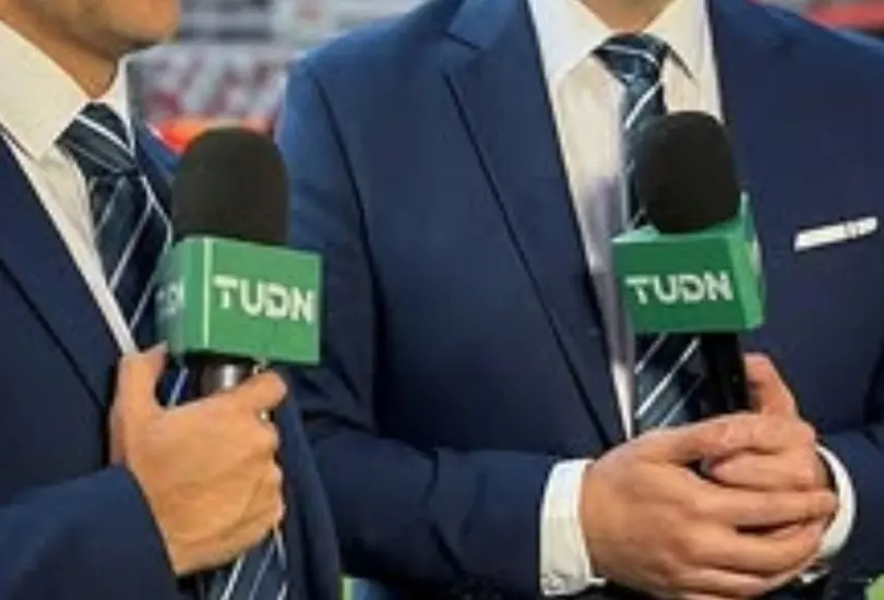 Un narrador de TUDN dejaría todo para llegar a Tubi
