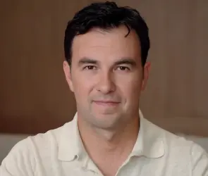 Checo Pérez revela por qué decidió firmar con Cadillac