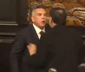Fernández Noroña y Alito Moreno pelean en pleno Senado
