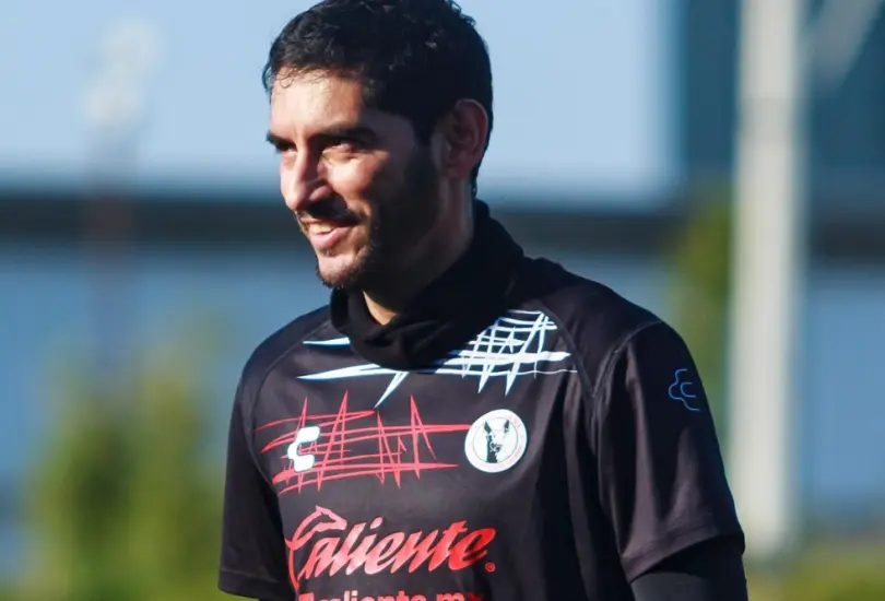 Jesús Corona encabeza la lista de jugadores más veteranos de la Liga MX Jesús Corona encabeza la lista de jugadores más veteranos de la Liga MX