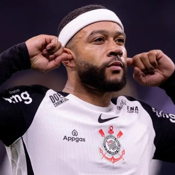 Memphis Depay, en la mira de club de Grupo Pachuca