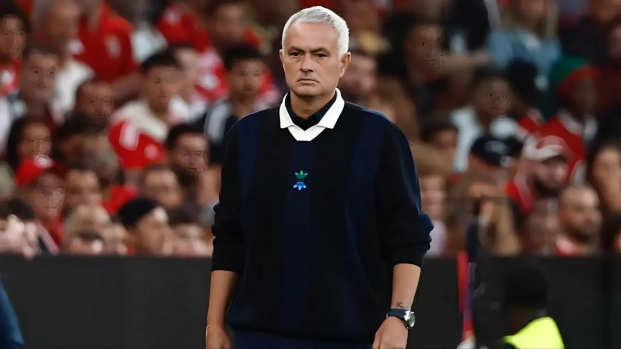  El técnico portugués deja al club turco luego de fracasar en su intento por llegar a la Champions League. 