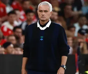 José Mourinho se va del Fenerbahce con cláusula millonaria