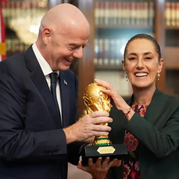 Gianni Infantino elogia a Claudia Sheinbaum por su labor