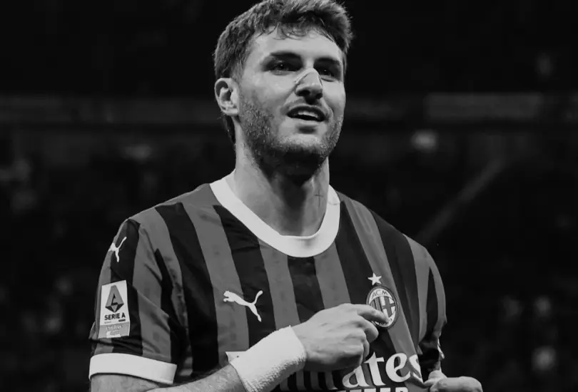 Santiago Giménez habría aceptado salir del Milán Santiago Giménez habría aceptado salir del Milán