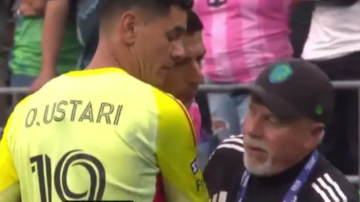  El futbolista cometió el terrible acto y ha sido el blanco de las críticas. 